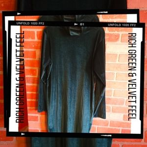 Green velvet short dress